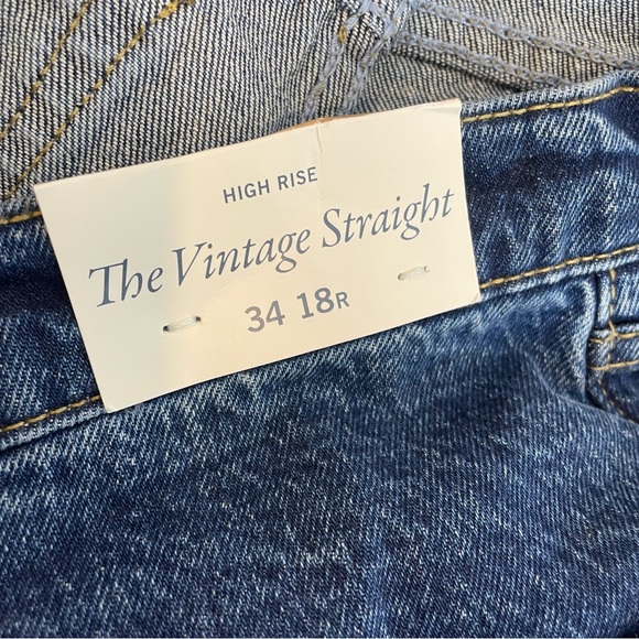 Abercrombie & Fitch Women’s Vintage Straight High Rise Jeans in Dark Wash NWT - Picture 10 of 12
